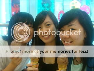 Sharon&#9829;,Sarah&#9829; &amp; me