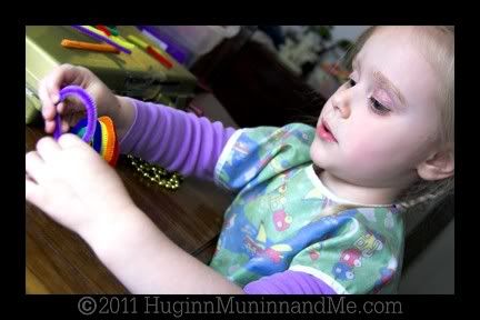 http://i677.photobucket.com/albums/vv135/HuginnMuninnandMe/leppy5.jpg