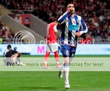 Lisandro marcava o segundo do Porto em Braga