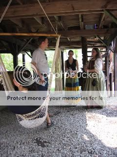 hammock vendor (medium)